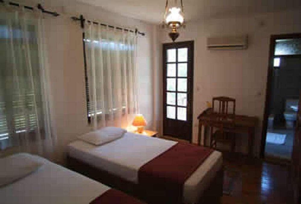 Hotel Misafir Evi Kayakoy Habitación foto